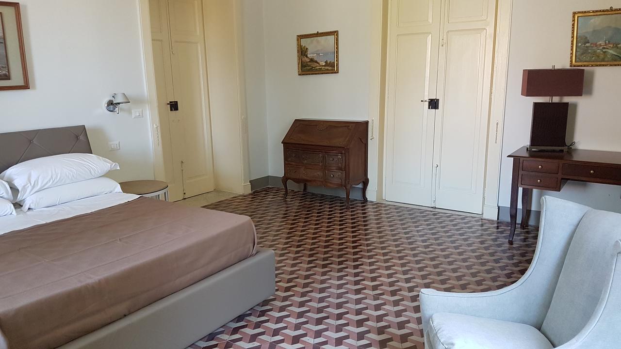 Villa Giordanelli Scalea Eksteriør billede